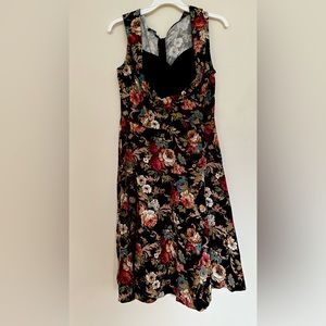 Aranee Vintage inspired party dress-Size M- worn twice